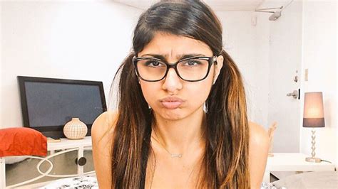 mia kalhifa porno|Mia Khalifa XXX Videos